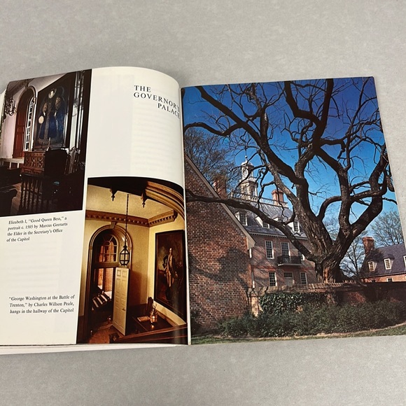 A Window on Williamsburg 1966 publication - Picture 9 of 10